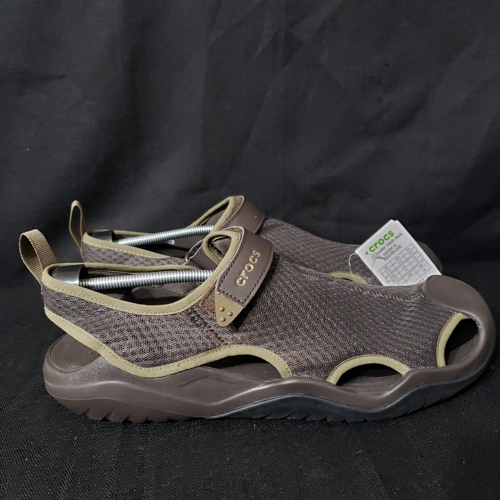 NEW Crocs Swiftwater Deck Sandals